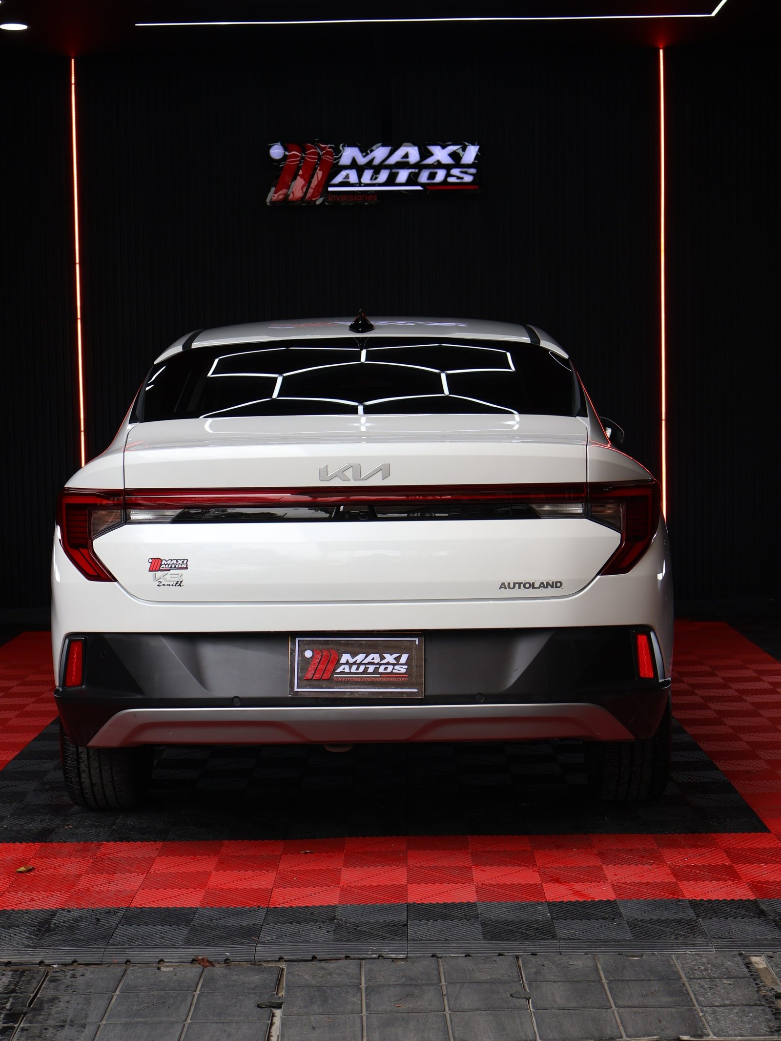 KIA K3 ZENITH 1.6L AT SD