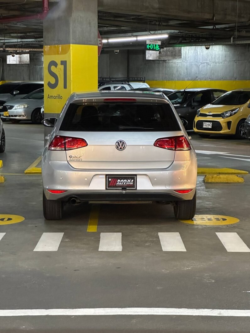 
								VOLKSWAGEN GOLF COMFORTLINE 1.6 AT full									