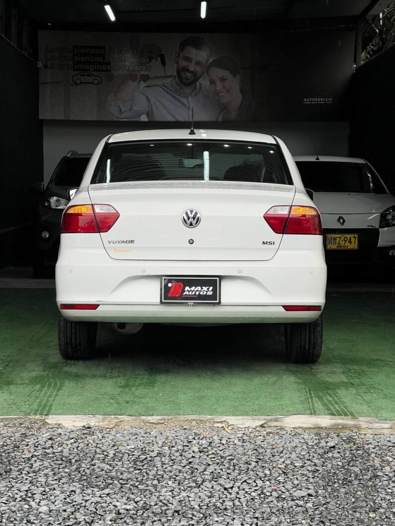 
								VOLKSWAGEN VOYAGE COMFORTLINE MT 1.6L full									