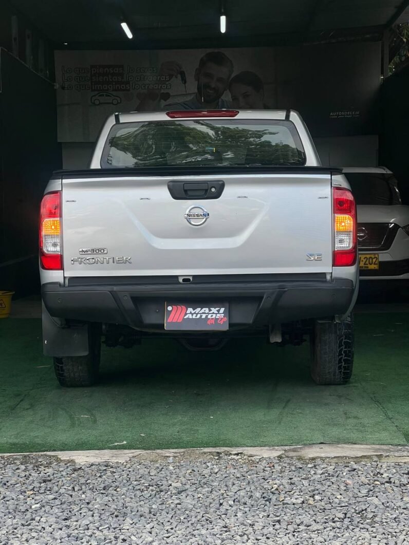 
								NISSAN FRONTIER NP300 2.5 DIESEL  MT 4X4 full									