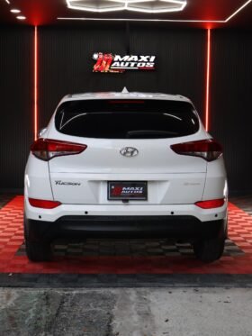 HYUNDAI TUCSON GL ADVANCE MT 2.0 GSL