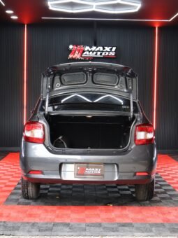 
										RENAULT LOGAN PRIVILEGE AT 1.6 SD full									