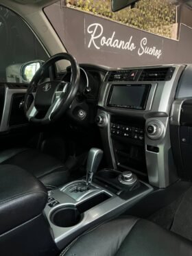 TOYOTA 4RUNNER SR5 4.0 AT 4X4