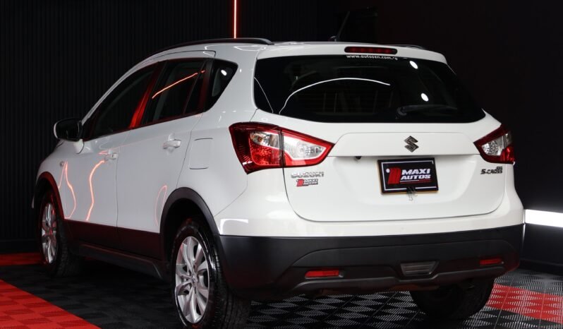 
								SUZUKI S-CROSS 2WD GL AT 4×2 full									