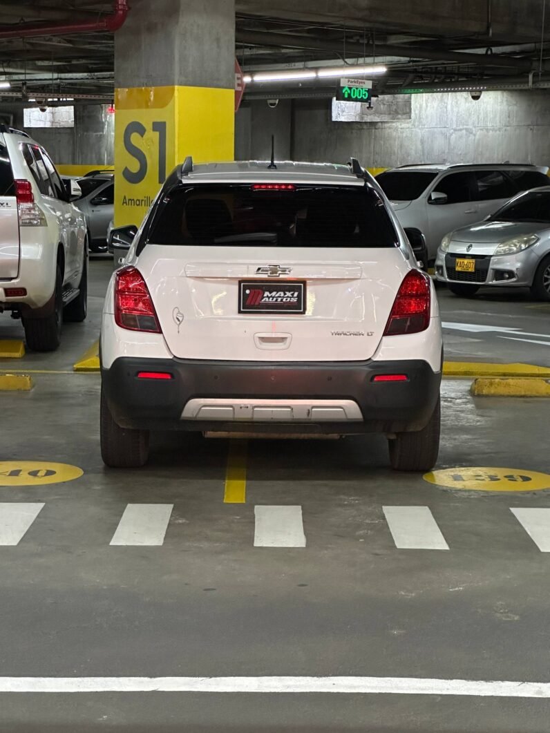 
								CHEVROLET TRACKER LT AT 1.8 full									