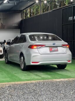 
										TOYOTA COROLLA XEI AT 1.8 HIBRIDO full									