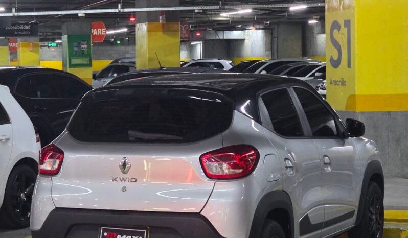 
								RENAULT KWID ICONIC 1.0 MT full									