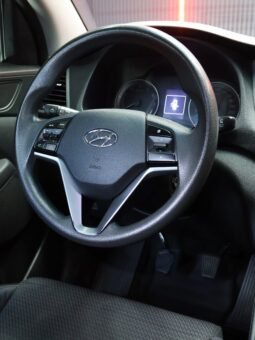 
										HYUNDAI TUCSON GL ADVANCE MT 2.0 GSL full									