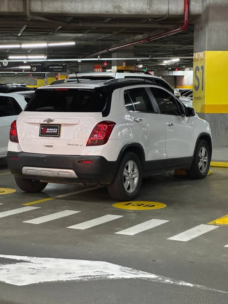 
								CHEVROLET TRACKER LT AT 1.8 full									