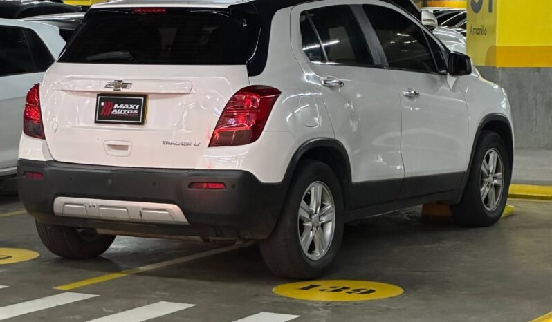 
								CHEVROLET TRACKER LT AT 1.8 full									