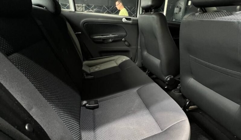 
								VOLKSWAGEN VOYAGE COMFORTLINE MT 1.6L full									