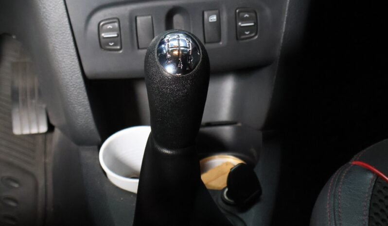 
								RENAULT STEPWAY TREK 1.6L MT full									