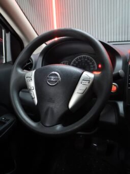 
										NISSAN VERSA SENSE MT 1.6 full									