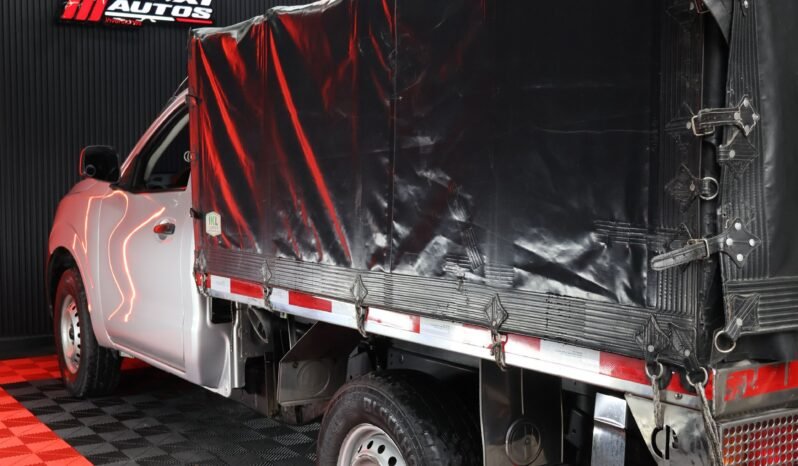 
								NISSAN NP300 FRONTIER-ESTACAS GASOLINA 4X2 MT full									