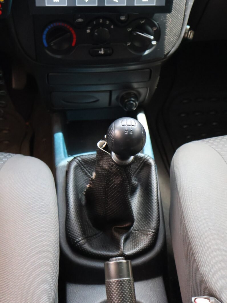 
								CHEVROLET AVEO  SD 1.6 MT full									