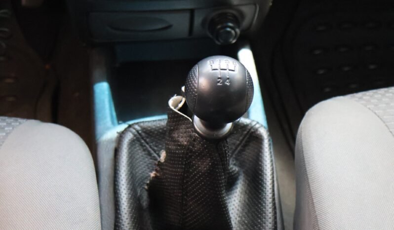 
								CHEVROLET AVEO  SD 1.6 MT full									