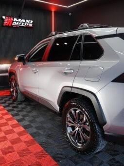 
										TOYOTA RAV4 IMPERIAL 2.4L AT 4×4 full									