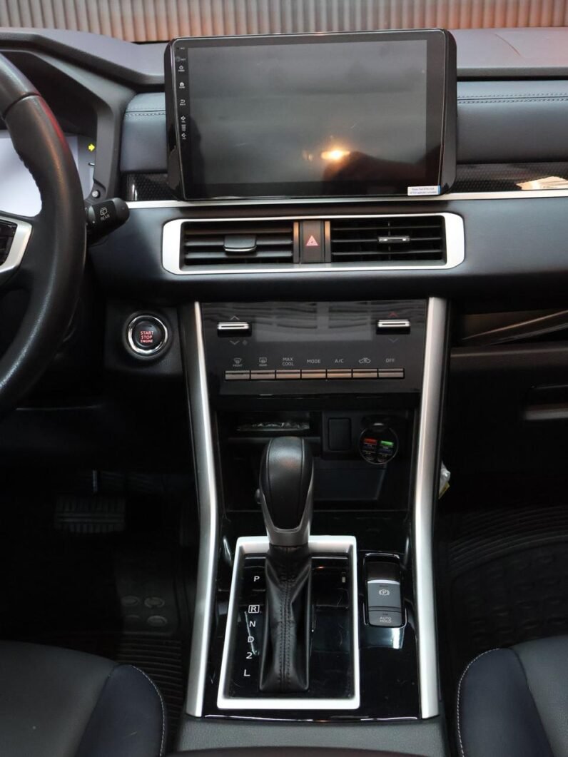 
								MITSUBISHI XPANDER CROSS 1.5l AUTOMÁTICA 4×2 full									