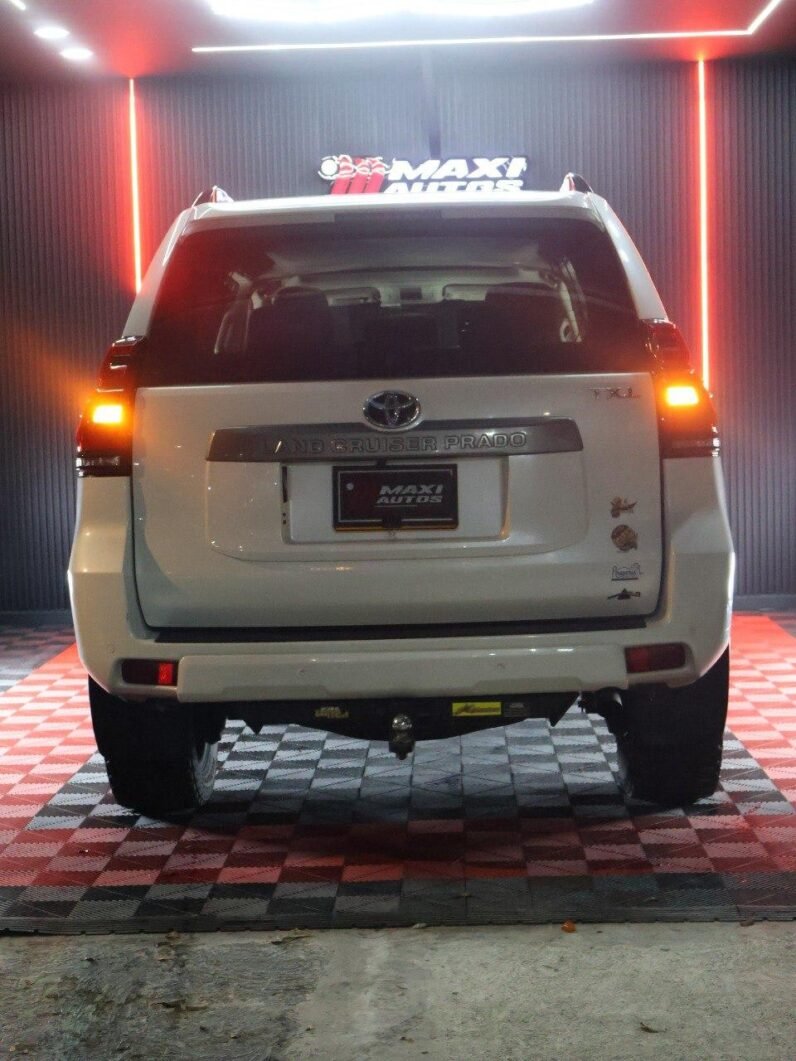 
								TOYOTA TXL 3.0 AT DIESEL 4X4 7PTOS full									
