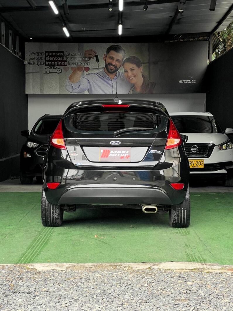 
								FORD FIESTA SE MT HB full									