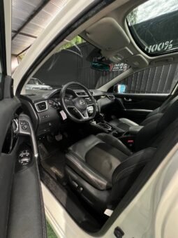 
										NISSAN QASHQAI EXCLUSIVE AT 4X4 2.0 GASOL full									
