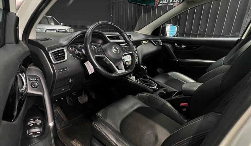 
								NISSAN QASHQAI EXCLUSIVE AT 4X4 2.0 GASOL full									