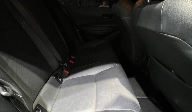 
								TOYOTA COROLLA XEI AT 1.8 HIBRIDO full									