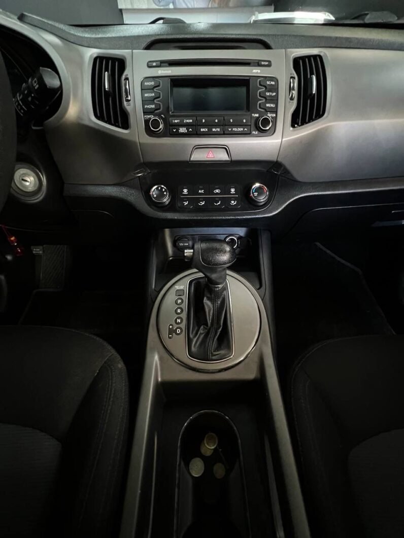 
								KIA NEW SPORTAGE LX AT 4X4 GASOLINA full									