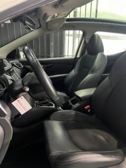 
										NISSAN QASHQAI EXCLUSIVE AT 4X4 2.0 GASOL full									