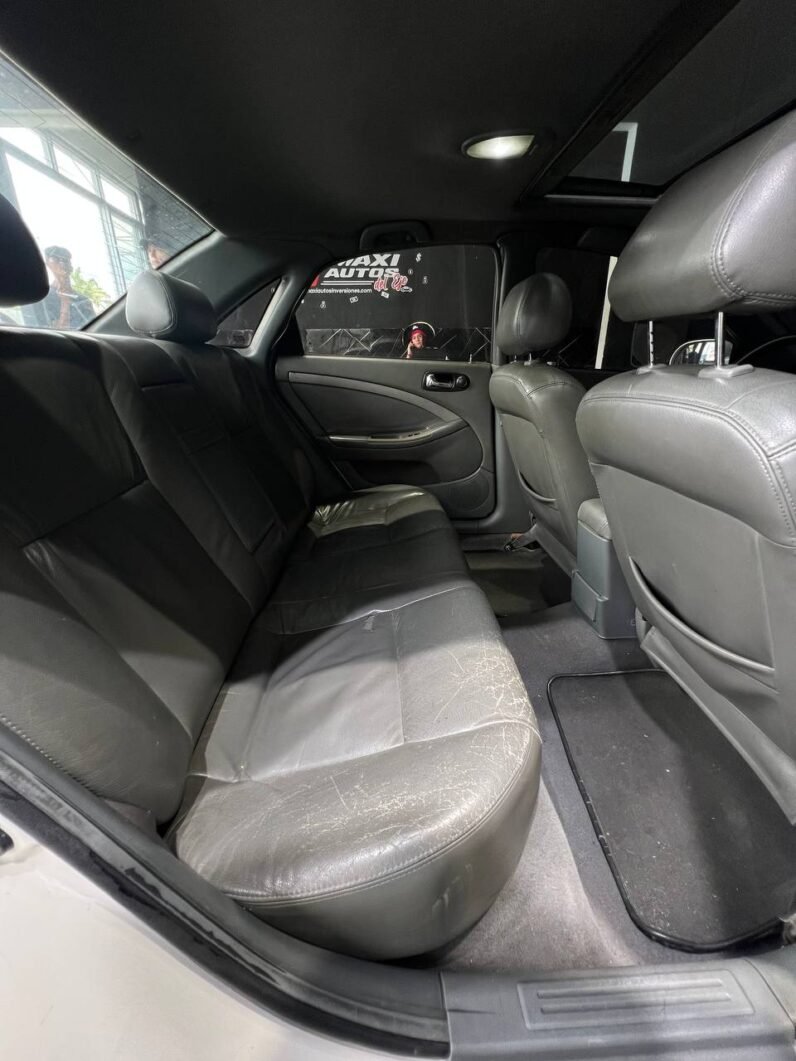 
								CHEVROLET OPTRA LIMITED 1.8 AT full									