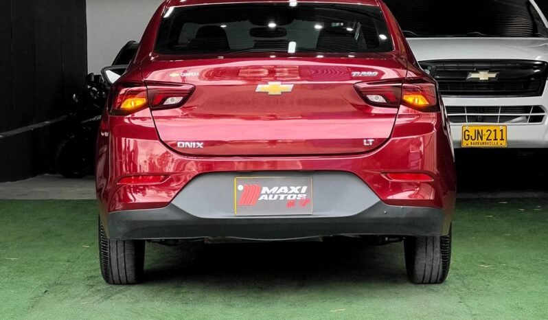 
								CHEVROLET ONIX LT TURBO MT 1.0 SEDAN full									