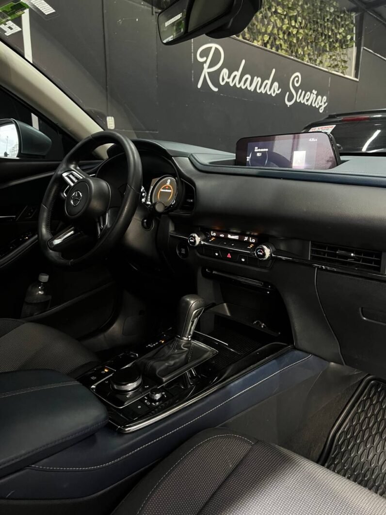 
								MAZDA CX30 TOURING AT 2.0 4X2 full									