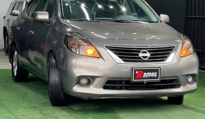 
								NISSAN VERSA ADVANCE MT 1.6 SD full									