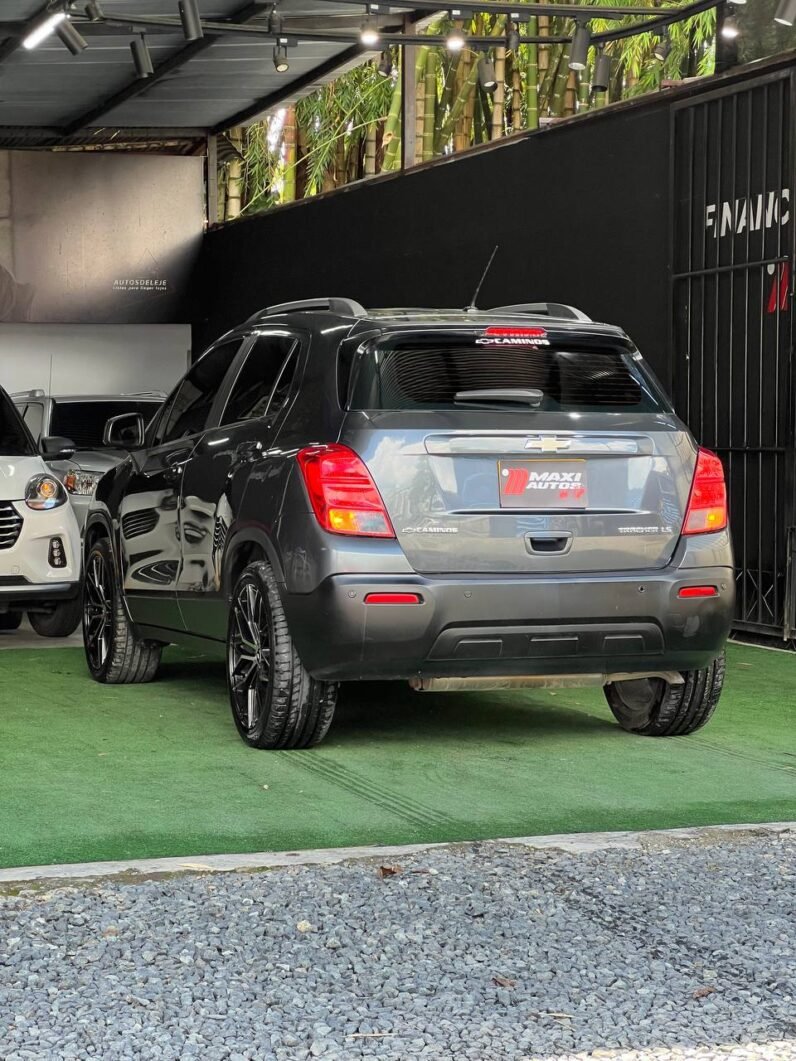 
								CHEVROLET TRACKER LS AT 1.8 4X2 full									