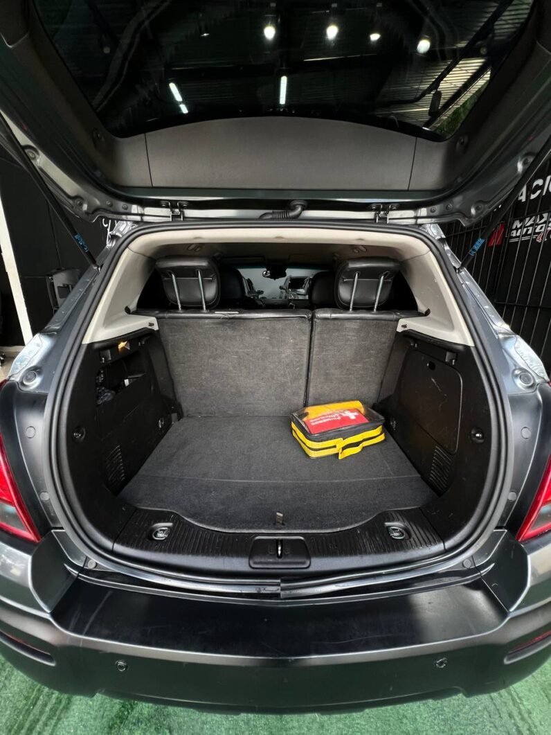 
								CHEVROLET TRACKER LS AT 1.8 4X2 full									