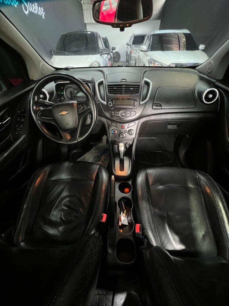 
								CHEVROLET TRACKER LS AT 1.8 4X2 full									