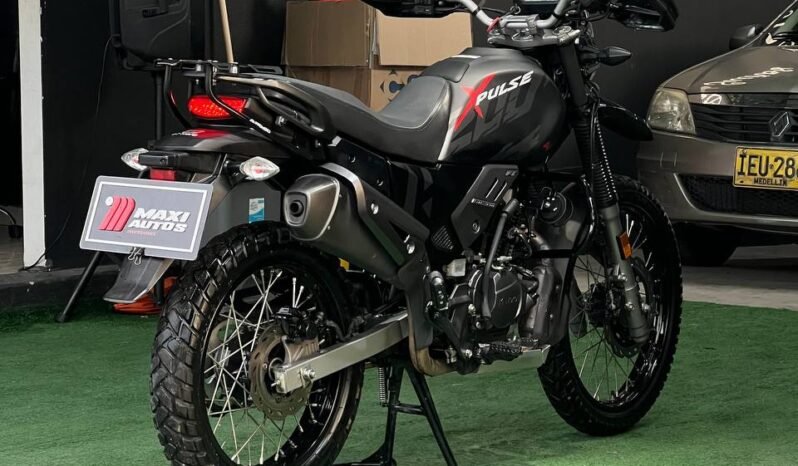 
								HERO XPULSE 200 4V full									