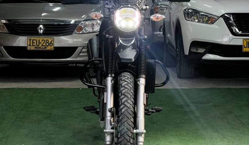 
								HERO XPULSE 200 4V full									