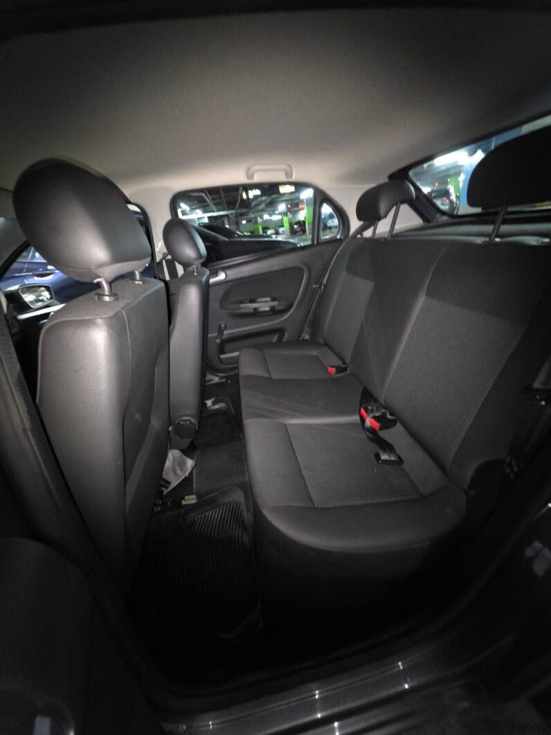 
								VOLKSWAGEN GOL TRENDLINE MT 1.6 full									