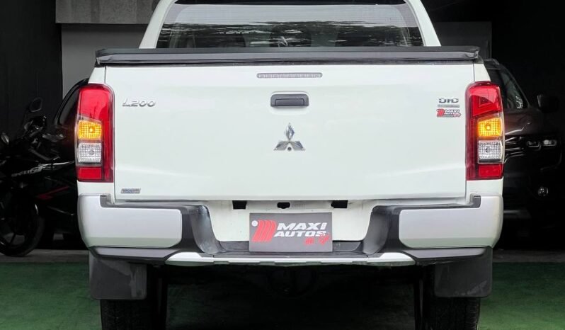 
								MITSUBISHI SPORTERO L200 MT 4X4 DIESEL full									