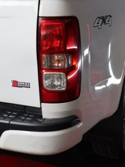 
										CHEVROLET COLORADO LT MT 4X4 2.8 DIESEL full									