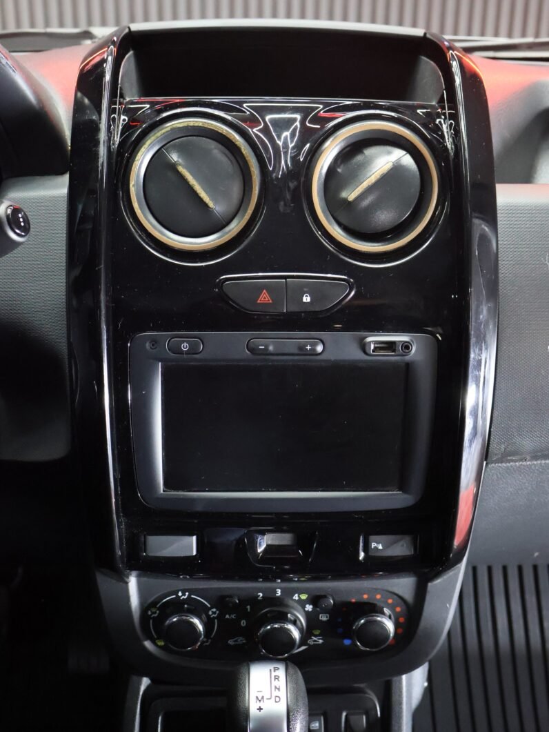 
								RENAULT DUSTER DYNAMIQUE 2.0 AT 4X2 full									