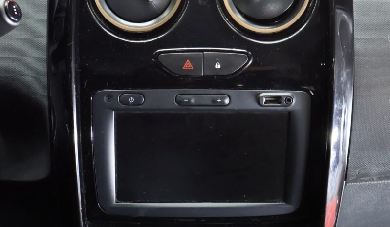 
								RENAULT DUSTER DYNAMIQUE 2.0 AT 4X2 full									