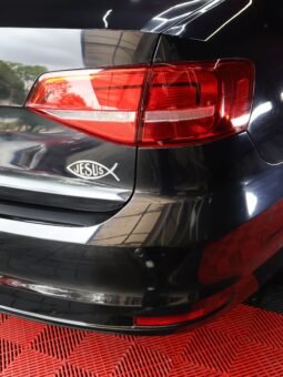 
										VOLKSWAGEN JETTA TRENDLINE MT full									