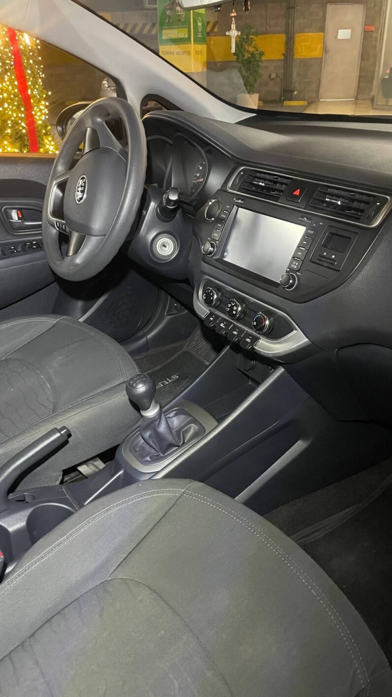 
								KIA RIO UB EX 1.25 SEDAN MT full									