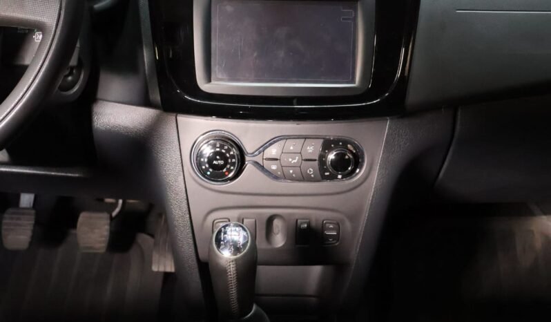 
								RENAULT STEPWAY INTENS MT 1.6 full									