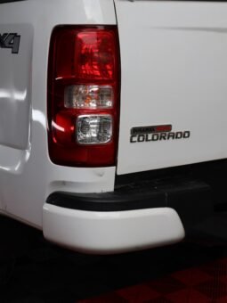 
										CHEVROLET COLORADO LT MT 4X4 2.8 DIESEL full									