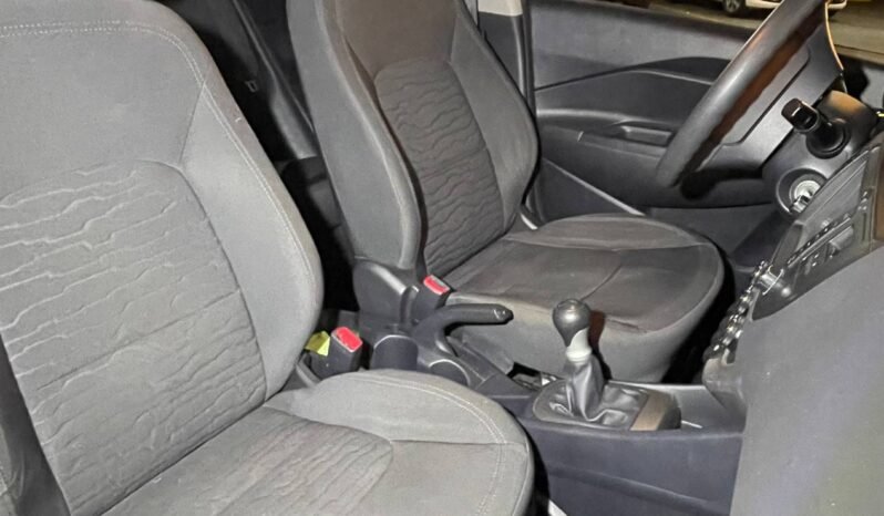 
								KIA RIO UB EX 1.25 SEDAN MT full									