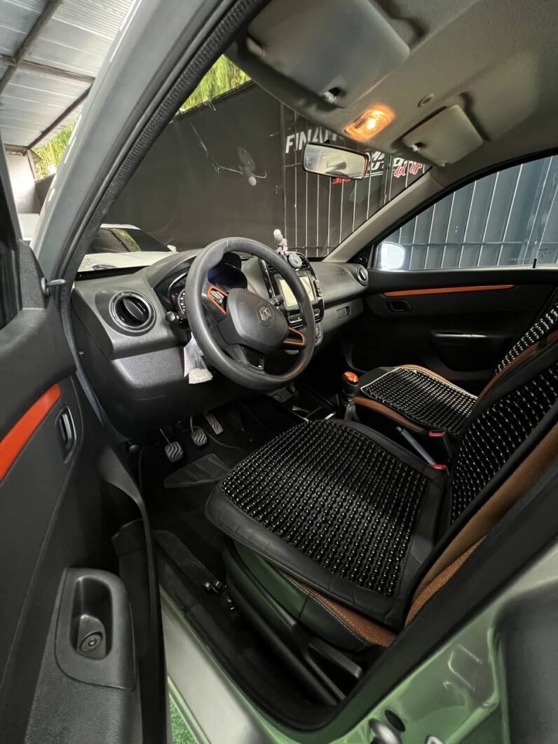 
								RENAULT KWID OUTSIDER MT 1.0 full									