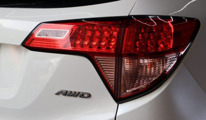 
								HONDA HRV EXL 1.8L AT 4×4 full									